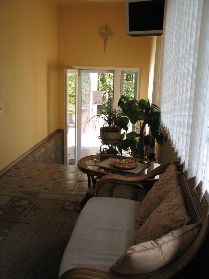 Enrico Hotel Днепър Екстериор снимка