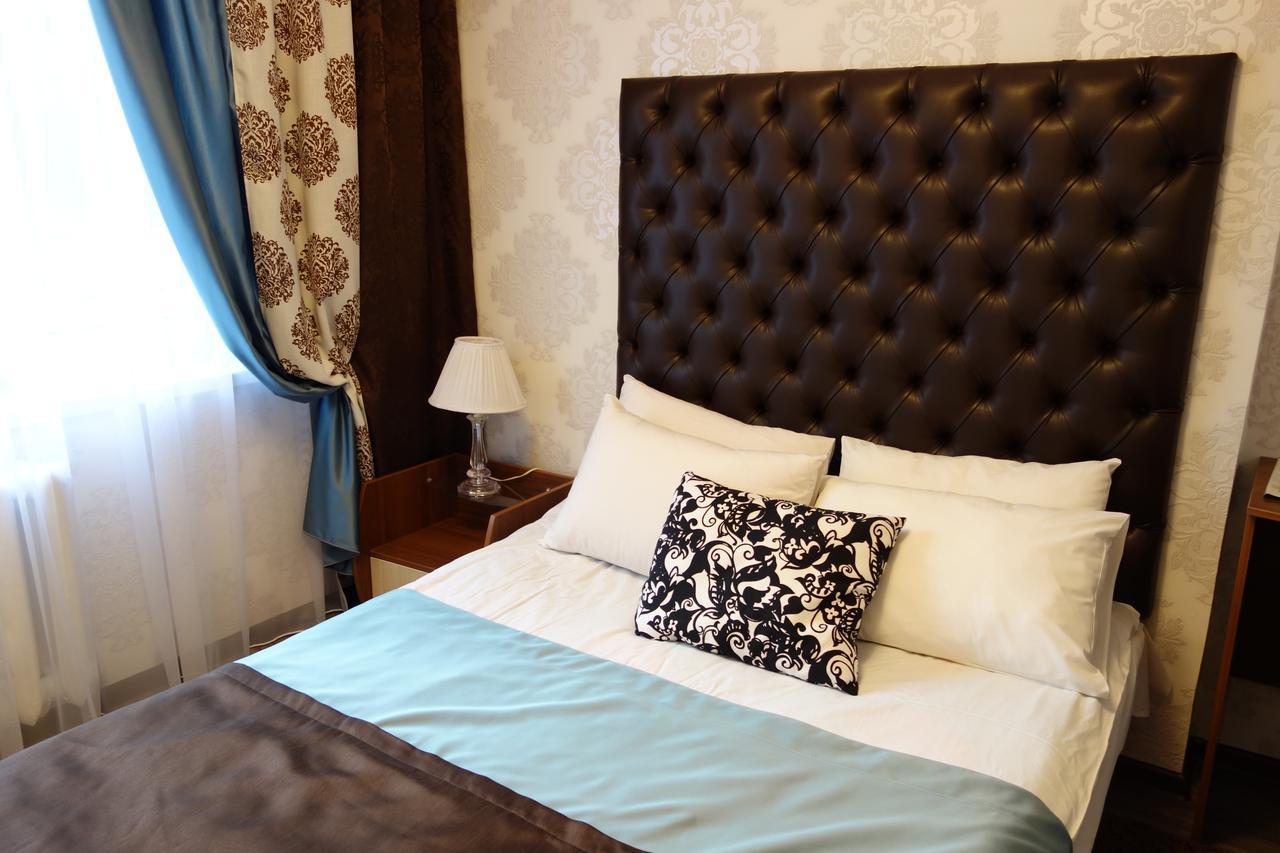 Enrico Hotel Днепър Екстериор снимка