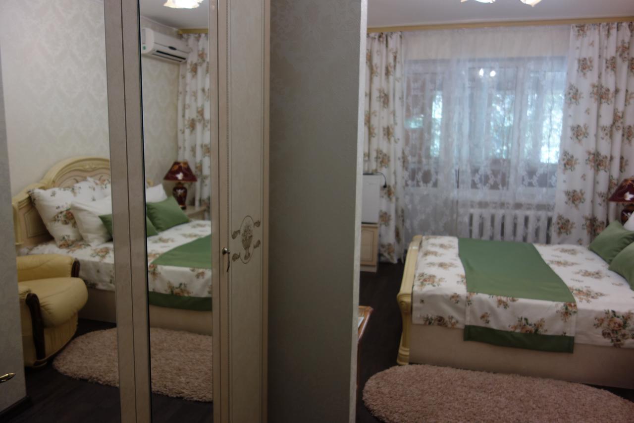 Enrico Hotel Днепър Екстериор снимка